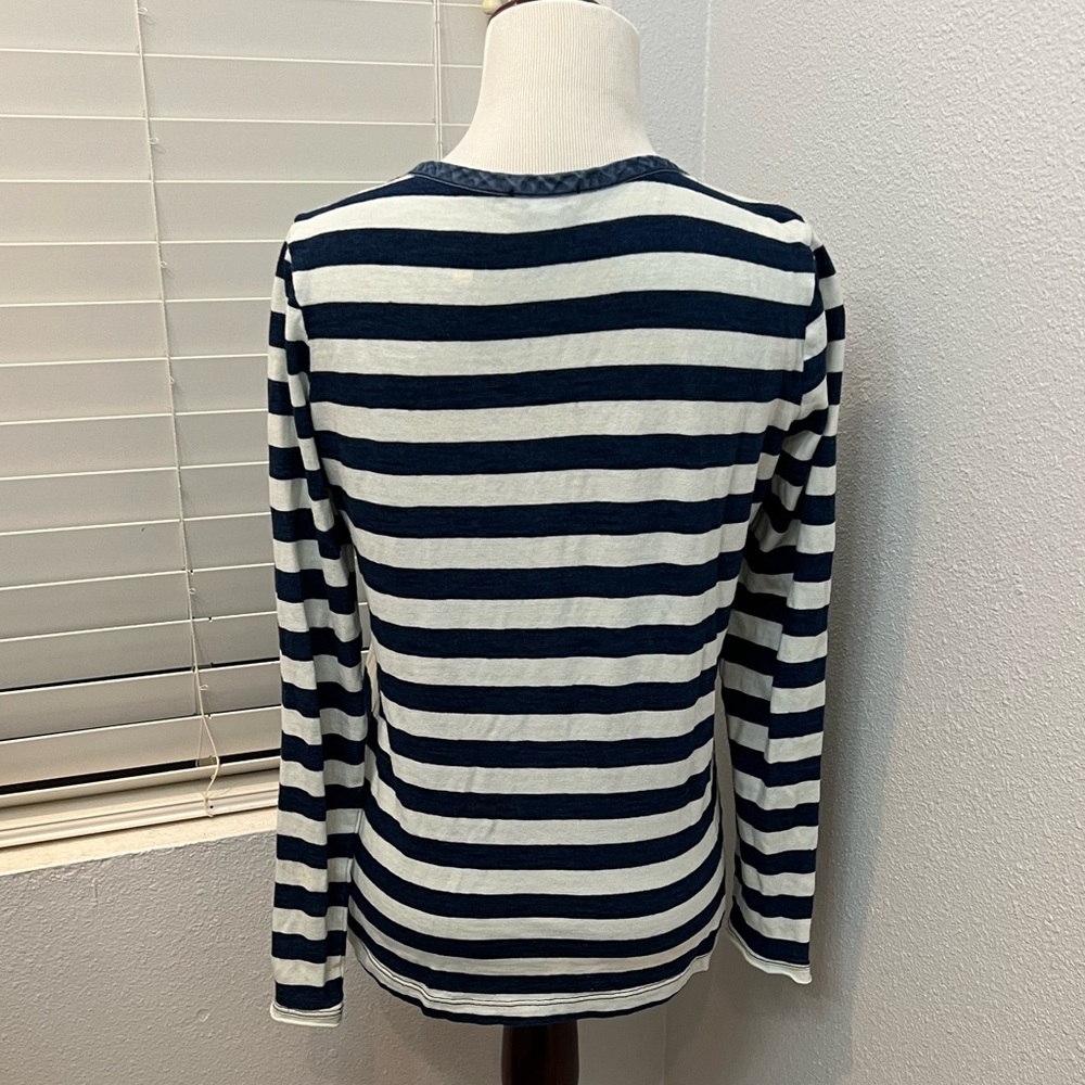 Nwot! Splendid Snap Button Striped Tee - image 7